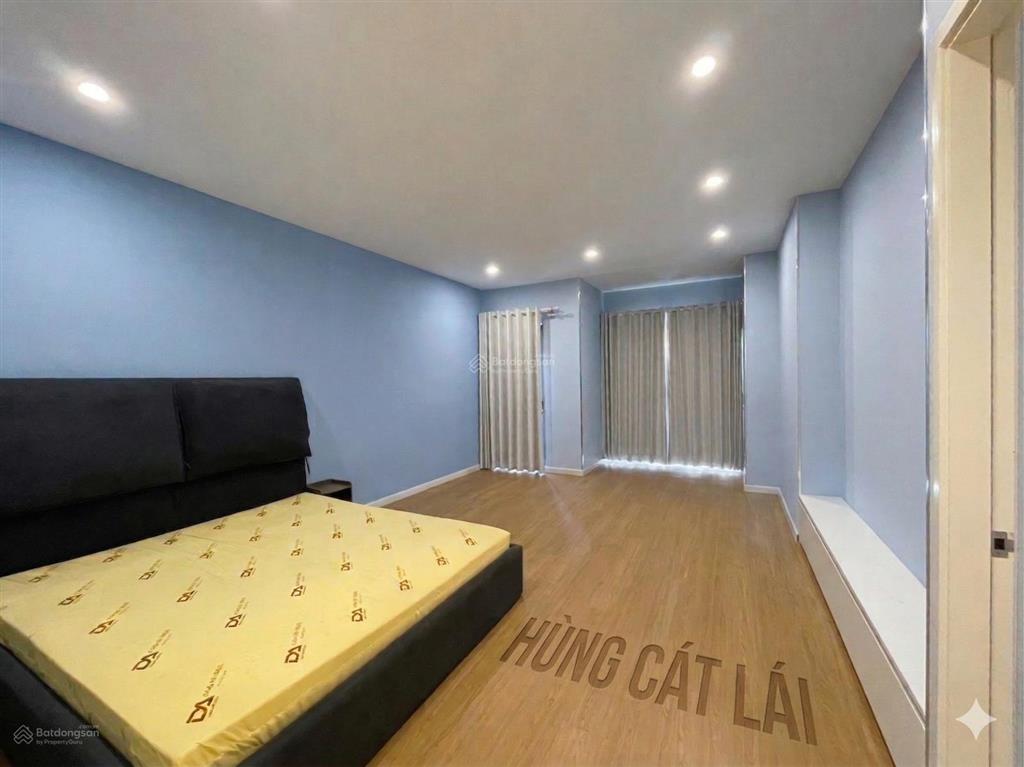 Cho thuê nhà kđt phố đông village, dt 6x20m, 1 trệt 2 lầu, 4 pn, full nội thất, giá 18 triệu