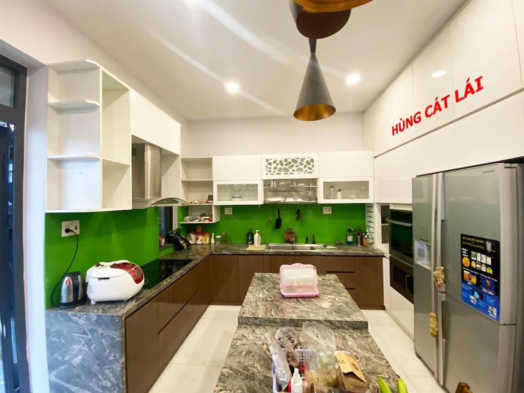 Cho thuê nhà phố kđt phố đông village, dt 6x20m, 1 trệt 2 lầu, full nội thất, 4 pn, 5 wc, giá 20 tr