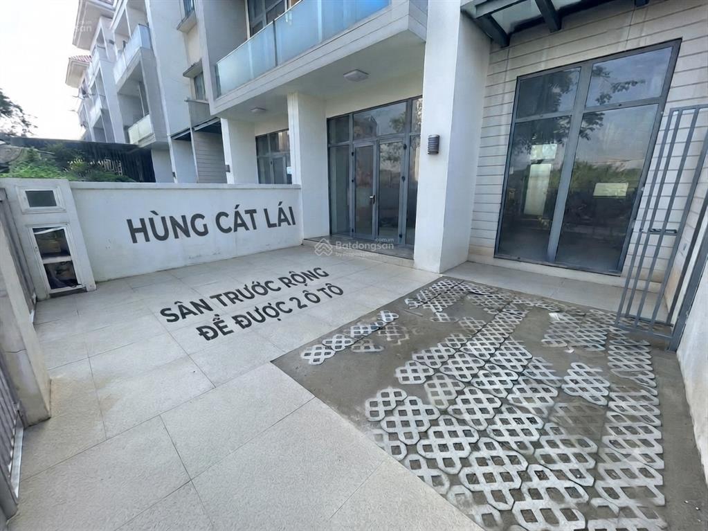 Bán nhà phố lavila 2 cát lái  dt 119m2  1 trệt 3 lầu  sân đậu 2 ô tô  nhà thô  giá 12 tỷ