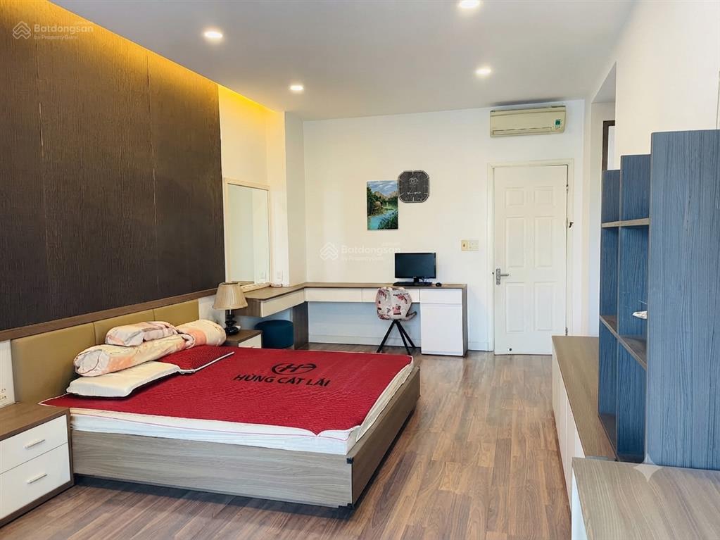 Cho thuê nhà phố 1 trệt 2 lầu cát lái, mặt tiền đường 20m, dt 6x20m, full nội thất, giá 20 tr/th
