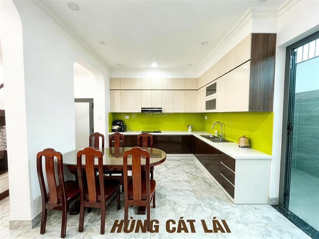 Bán nhà phố 1 trệt 3.5 lầu cát lái  119m2  nhà hoàn thiện đẹp  6 pn  7 wc  shr  giá 13.5 tỷ.