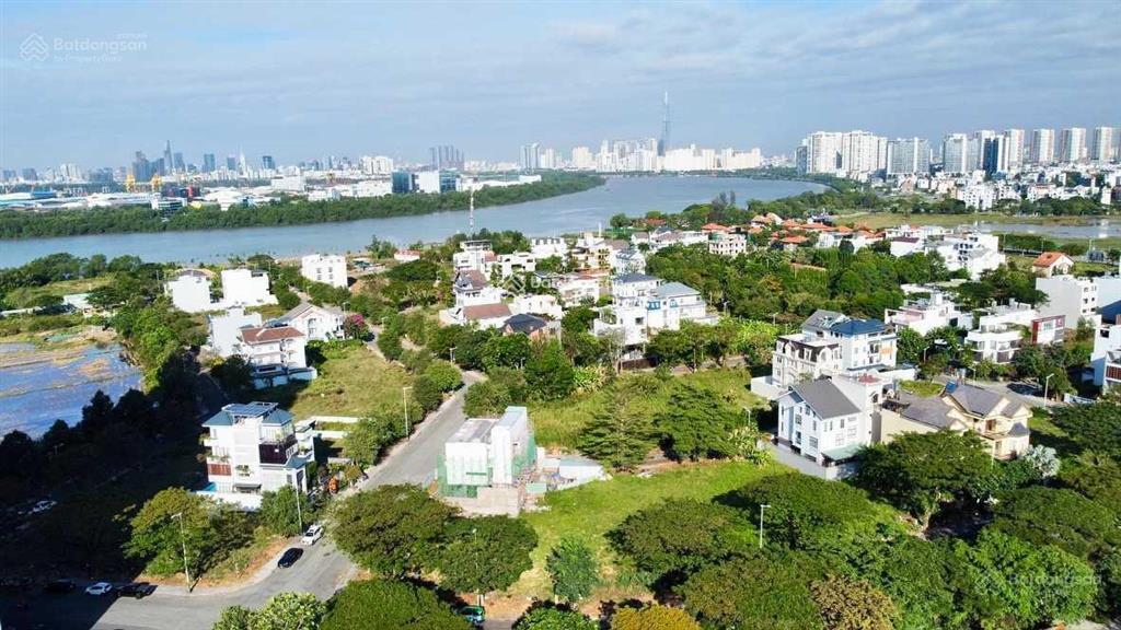 Bán đất lô góc 2 mặt tiền đường dự án thủ thiêm villa phường cát lái