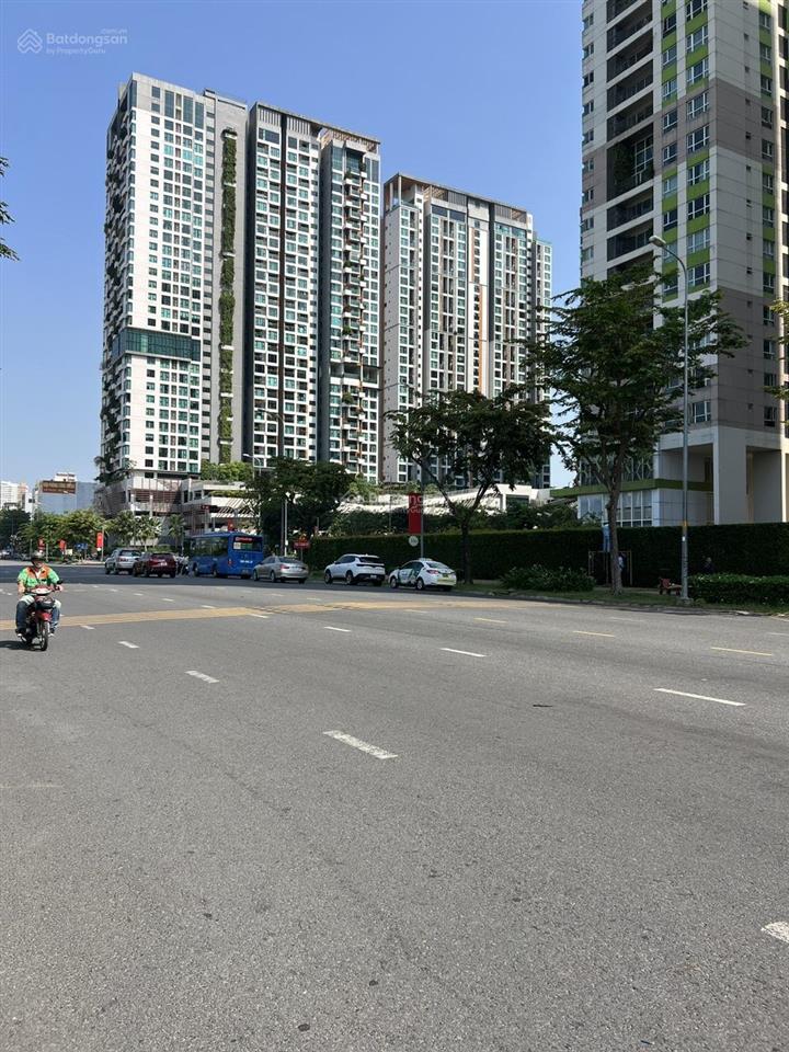 Bán đất lô góc hai mặt tiền đối diện công viên dt 7.7x20m dự án huy hoàng ngay trung tâm tai chính