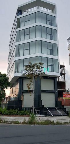Bán đất lô góc hai mặt tiền đối diện công viên dt 7.7x20m dự án huy hoàng ngay trung tâm tai chính
