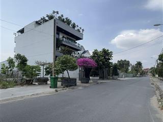 Bán đất 12x32, trục chính rộng 16m, d/a trường đại học bách khoa, sát bên the global city