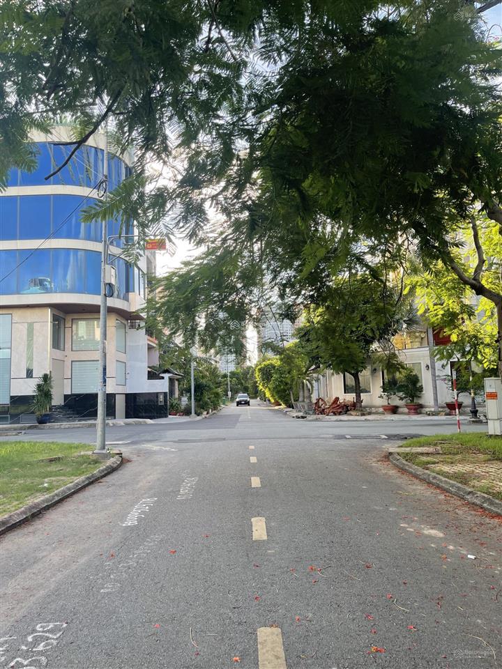 Bán đất thế kỷ 21 diện tích 5x20.5m, 102.7m2, giá 195tr/m2 trung tâm hành chính q. 2 cũ