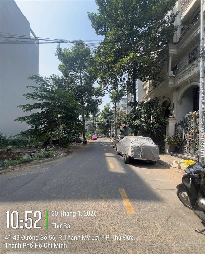 Bán đất dt 7.7x20 lô góc hai mặt tiền đối diện công viên dự án huy hoàng, sát sông sài gòn