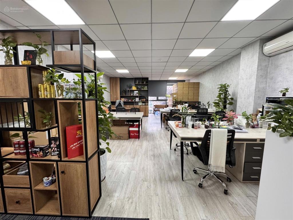 Toà văn phòng 8 tầng mt tôn thất thuyết