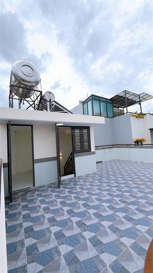 Bán chdv đầy đủ nội thất mới hoàn thiện 100%