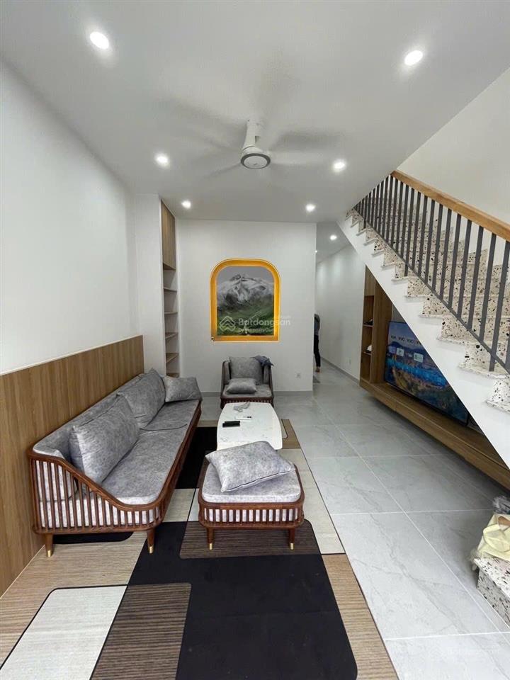 Bán smart home hẻm xe hơi bến vân đồn