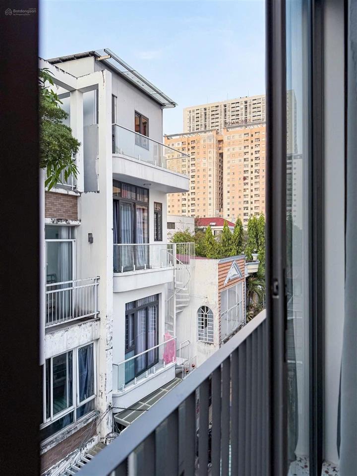 Bán smart home hẻm xe hơi bến vân đồn