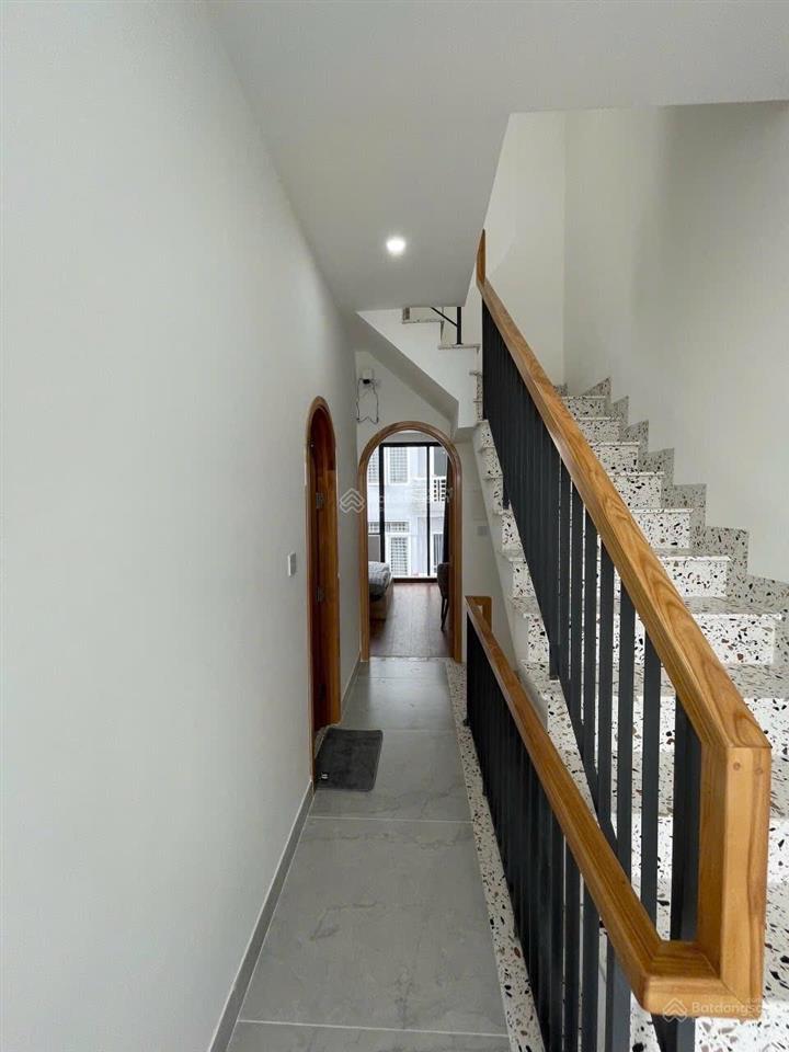 Bán smart home hẻm xe hơi bến vân đồn