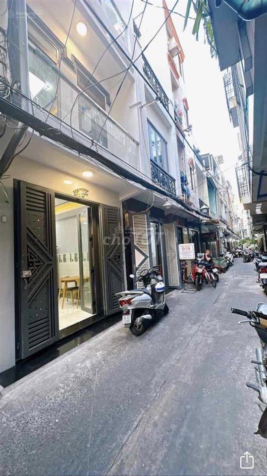 Bán nhà đẹp 4 tầng ở ngay khu hai mươi thước ở