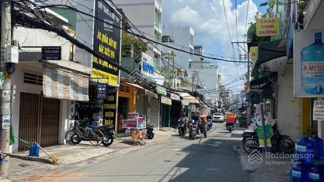 Bán nhà mặt tiền xóm chiếu cực sung kinh doanh sầm uất