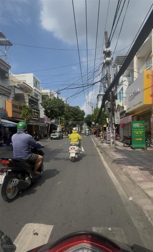 Bán nhà mặt tiền đường kinh doanh sầm uất giao khánh hội và hoàng diệu