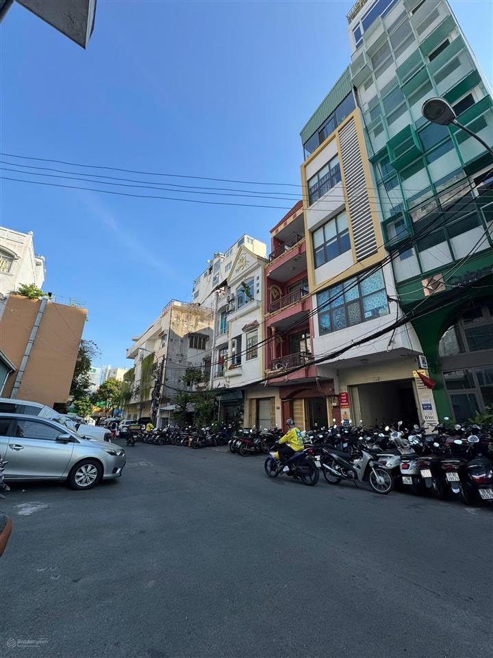 Bán nhà hẻm 14m hoàng diệu giáp nguyễn tất thành