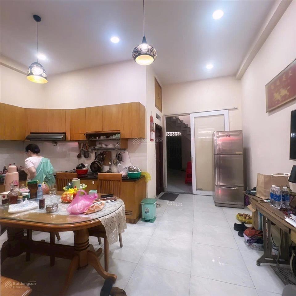 Bán gấp nhà hẻm 4m  220m2 đất ngang 7,5m một đời chủ tiện xây chdv