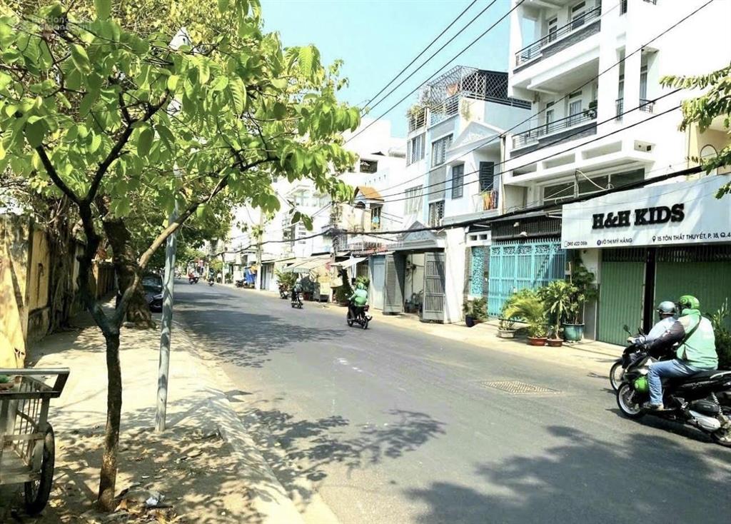Bán gấp chdv mặt tiền tôn thất thuyết