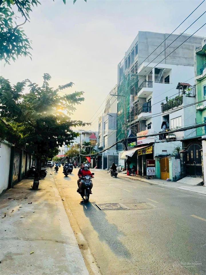 Bán nhà mặt tiền tôn thất thuyết ngang 7,5m view sông trực diện