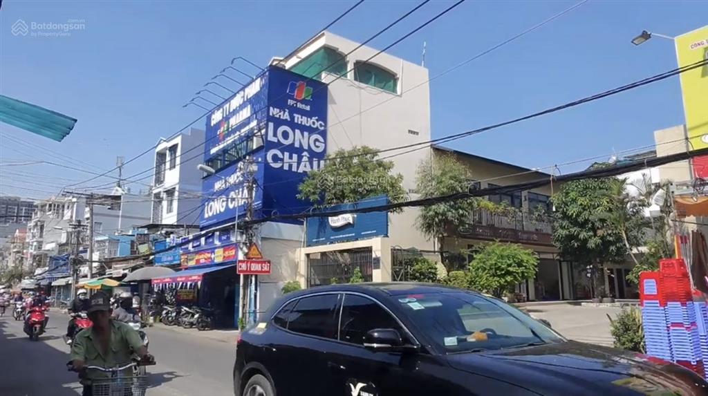 Bán nhà mặt tiền tôn thất thuyết ngang 7,5m view sông trực diện