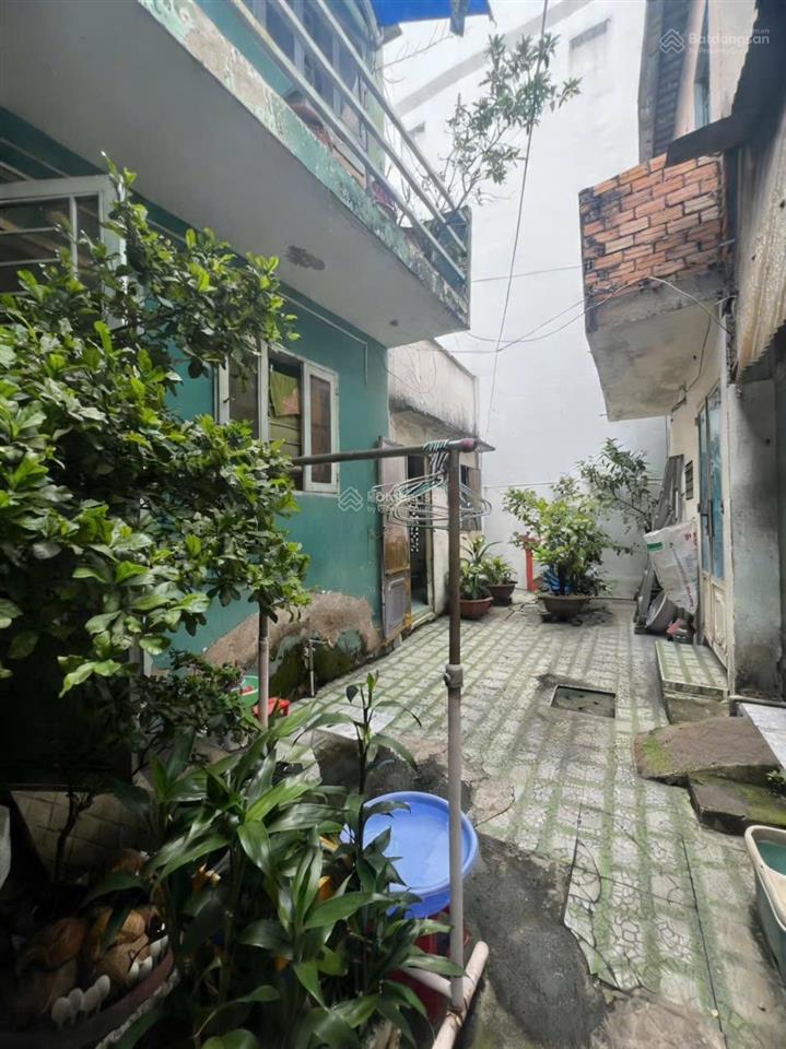 Mặt tiền tôn thất thuyết ngang bề thế hơn 9m vuông vức