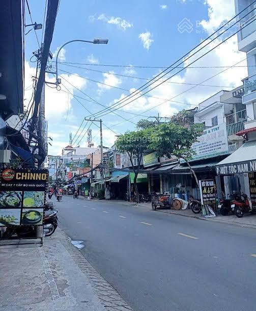 Mặt tiền tôn đản ngang 4m chính chủ