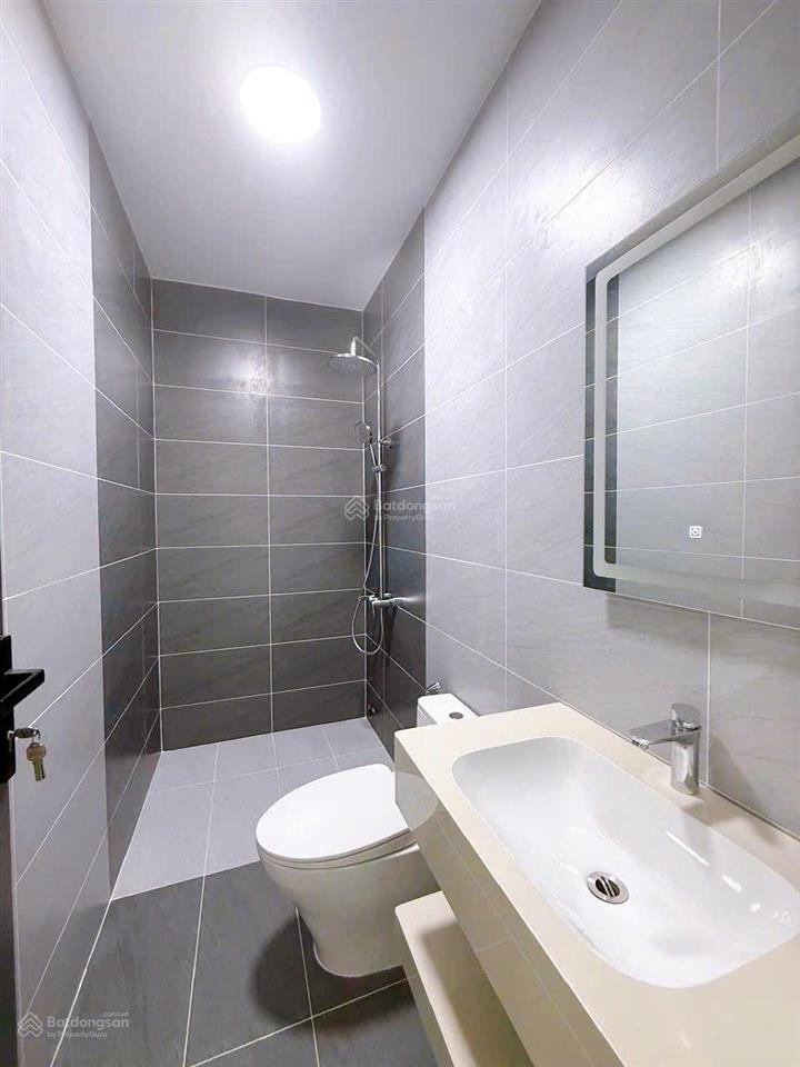 Bán nhà đẹp hẻm xe hơi nguyễn thần hiến thang máy tiện nghi