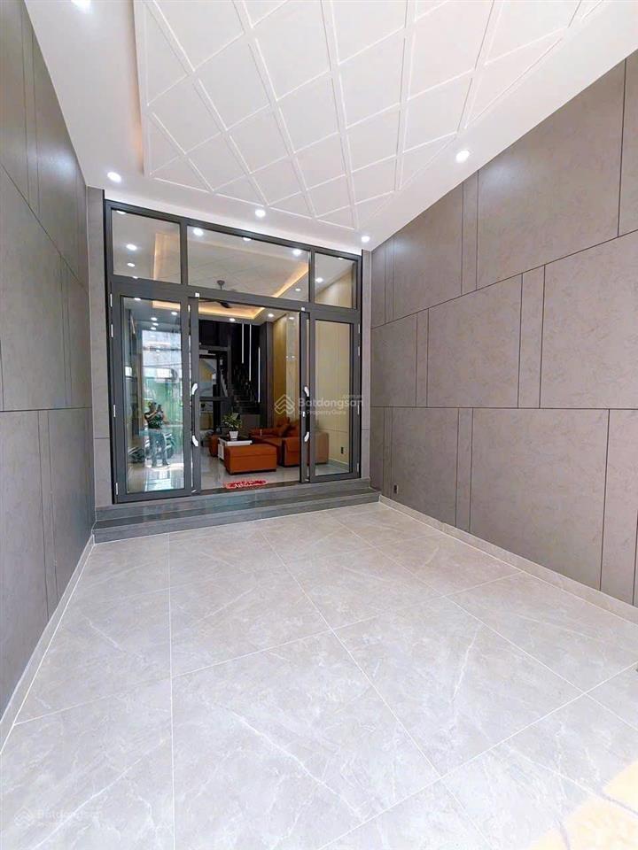 Bán nhà đẹp hẻm xe hơi nguyễn thần hiến thang máy tiện nghi