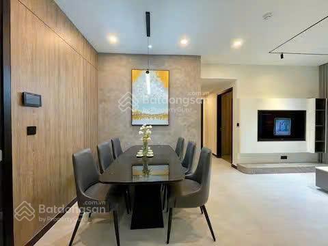 Cho thuê chung cư de la sol, 111 m2, 3pn, 3wc,nội thất đẹp, nhiều tiện ích 38tr/th