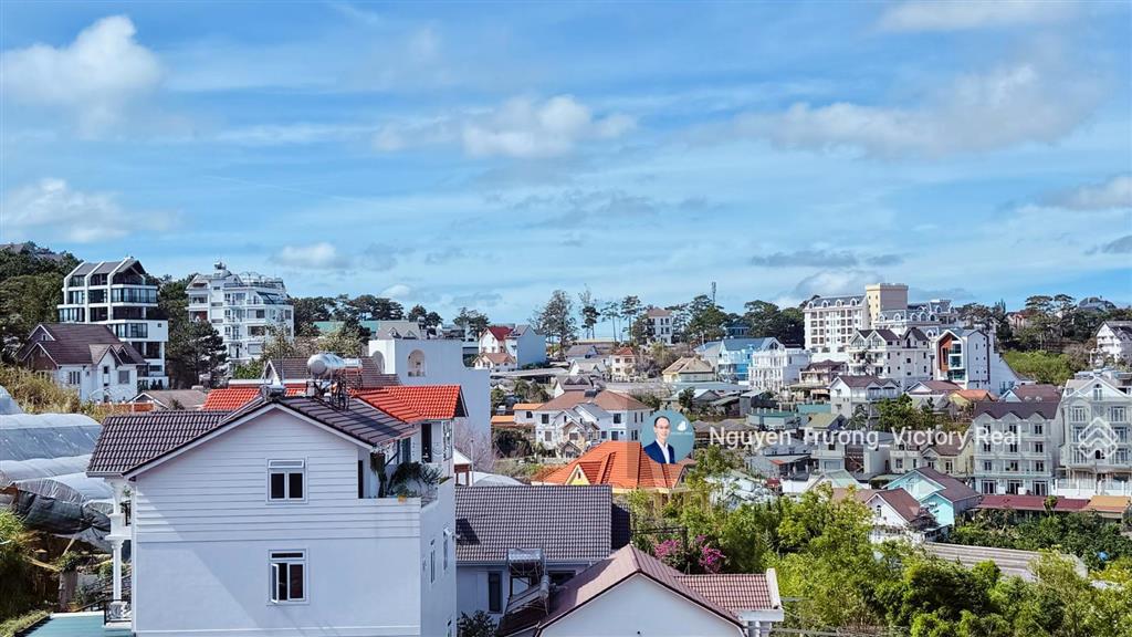 Mua biệt thự nghỉ dưỡng villas cao cấp  đường 10 mét, cảnh quan cây xanh  view 280 độ toàn cảnh