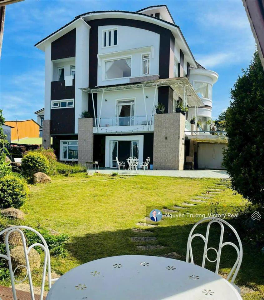 Một khuôn đất lớn gần 1.000m² một công trình đẹp một giá trị bền vững giữa đà lạt