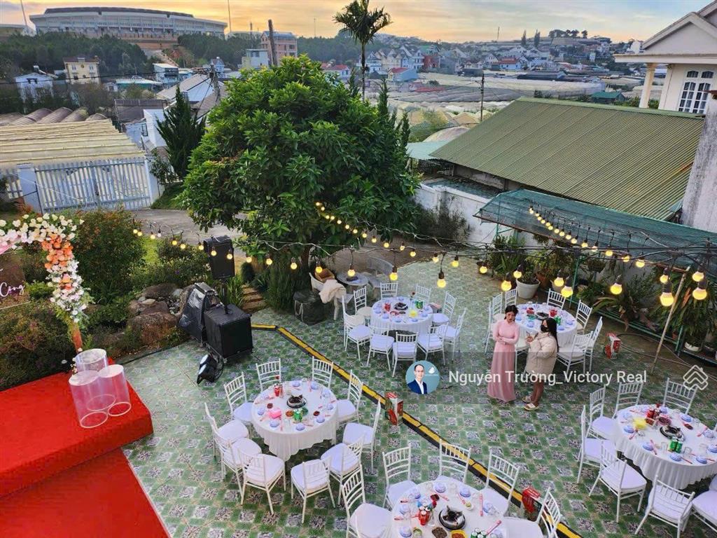 Một khuôn đất lớn gần 1.000m² một công trình đẹp một giá trị bền vững giữa đà lạt