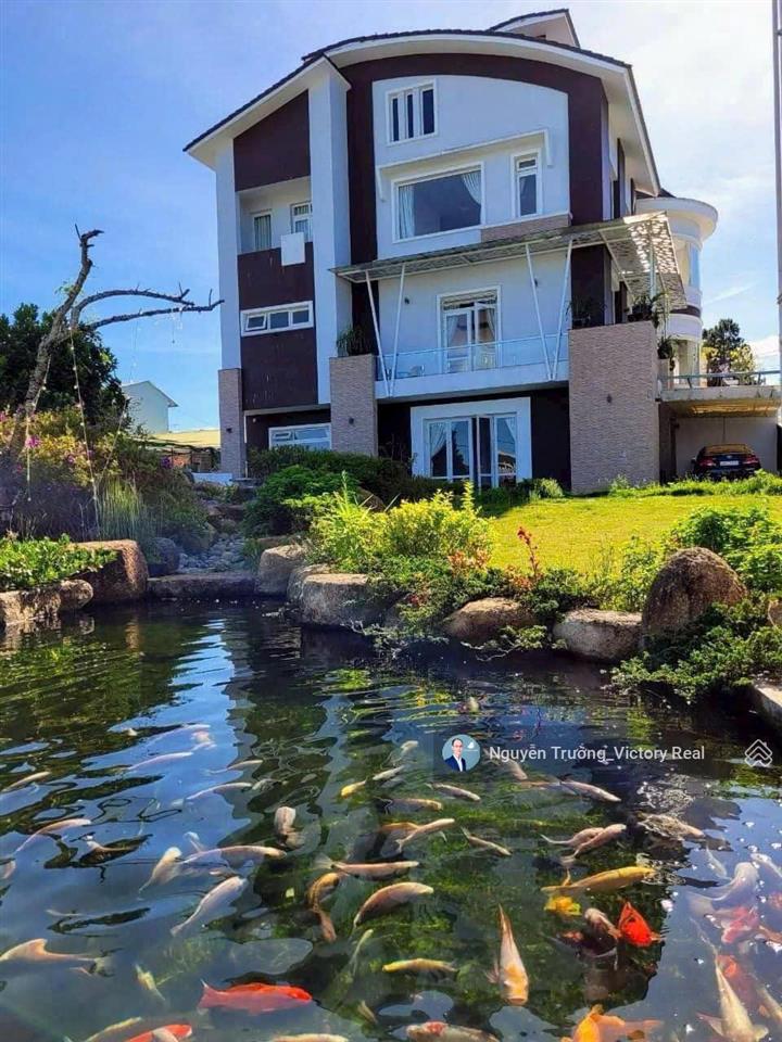 Một khuôn đất lớn gần 1.000m² một công trình đẹp một giá trị bền vững giữa đà lạt