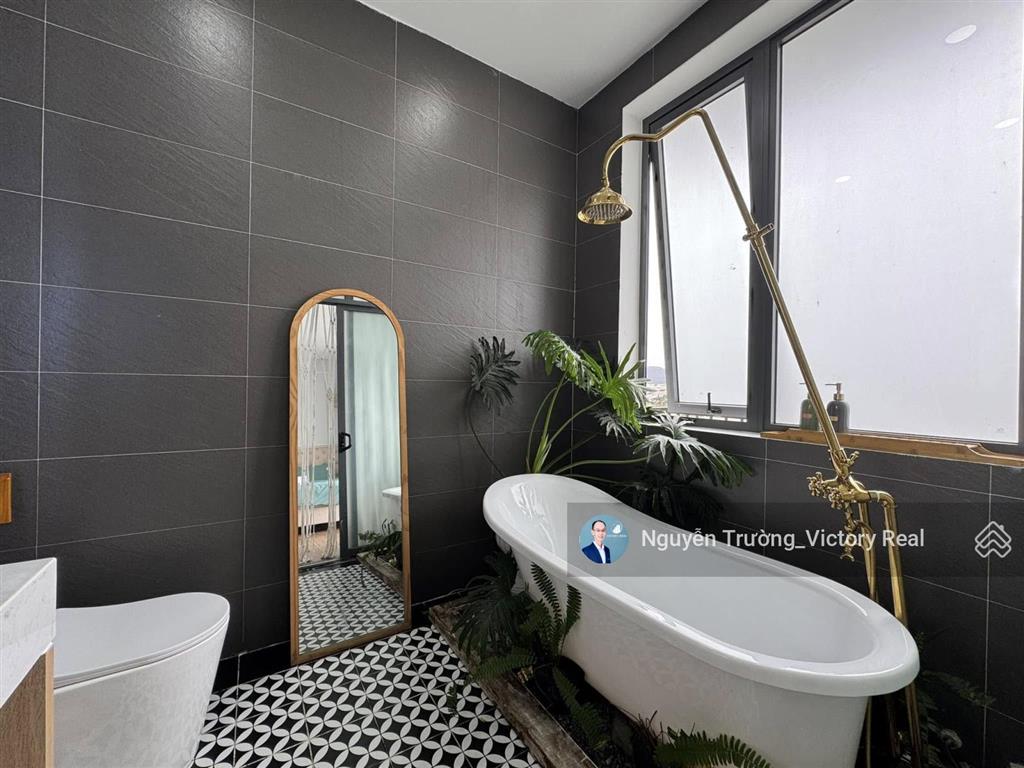 Villa đà lạt 205m² sàn 396m² hoàn công chỉ 11 tỷ, view toàn thành phố