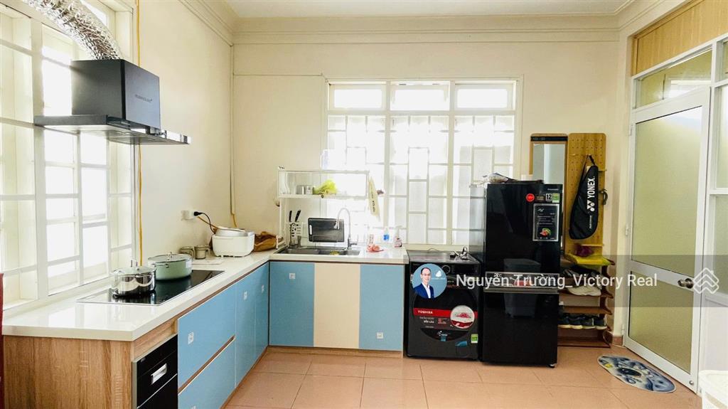 Cho thuê căn hộ dịch vụ full nội thất vào ở ngay 4.5tr/tháng, gần chợ, trường học cấp 1,2,3