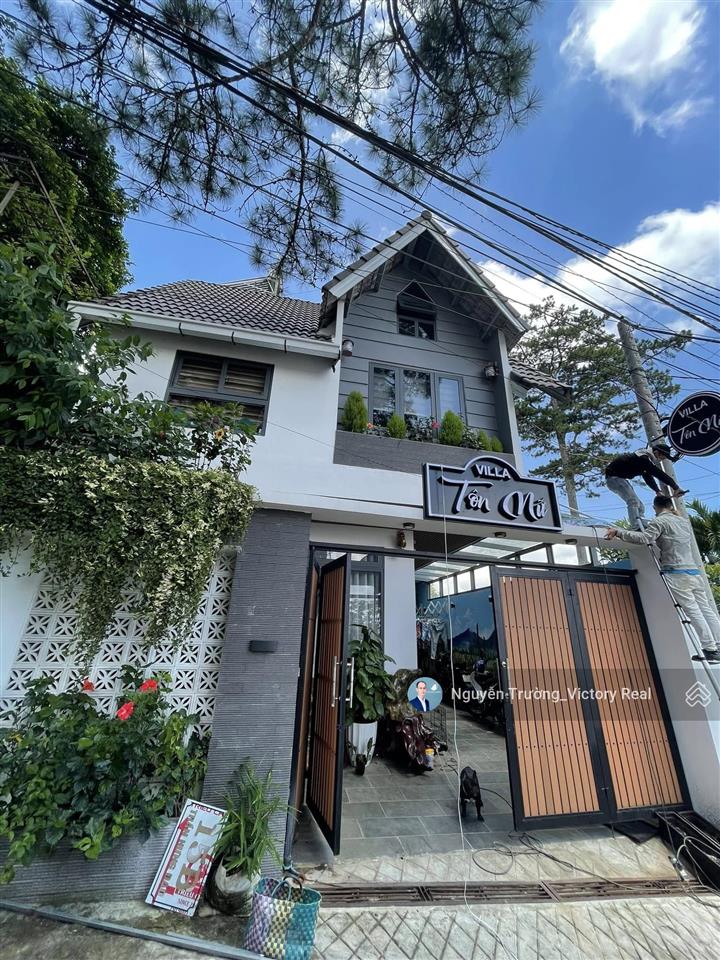 Villa góc 2 mặt tiền hẻm ô tô phạm hồng thái, p10, tp. đà lạt chỉ 10.2 tỷ, hồ xuân hương 350 mét