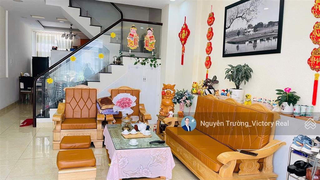 Dtsd 183m2  nhà đẹp, giá rẻ đã hoàn công đầy đủ giá 6.x tỷ
