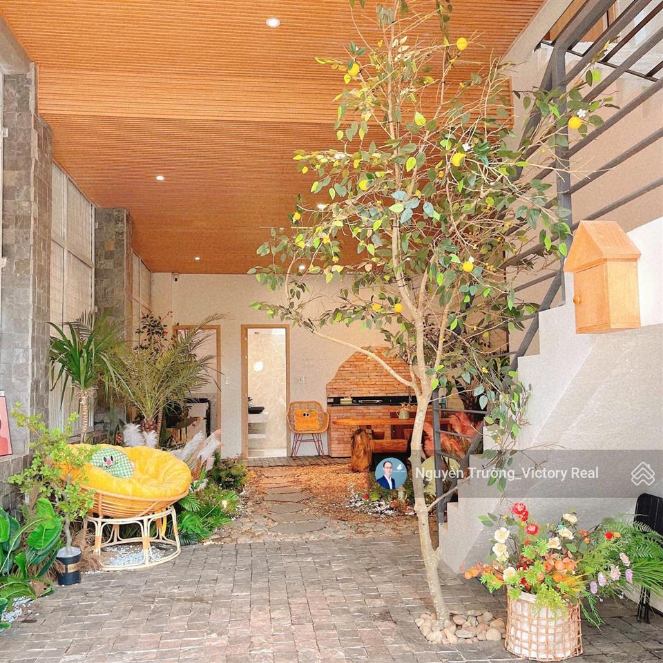 Bán nhà mới 99% dễ thương view đẹp tại đà lạt