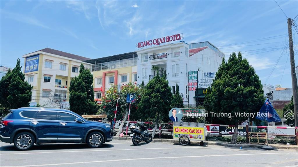 Cần bán nhà chỉ hơn 6 tỷ nhà phố mặt tiền đường phan đình phùng, cách hồ xuân hương 350 mét đi bộ