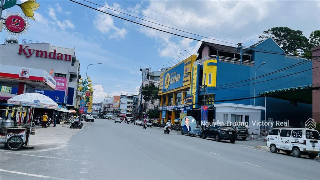 Cần bán nhà chỉ hơn 6 tỷ nhà phố mặt tiền đường phan đình phùng, cách hồ xuân hương 350 mét đi bộ