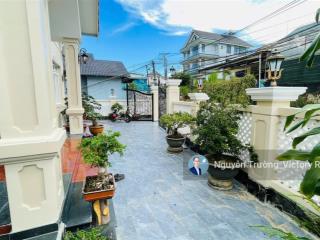 Chỉ 8.5 tỷ sở hữu villa mới đẹp vào ở ngay, 4pn, 4wc, dt 200m2, đà lạt, phù hợp gia đình ở hoặc kd