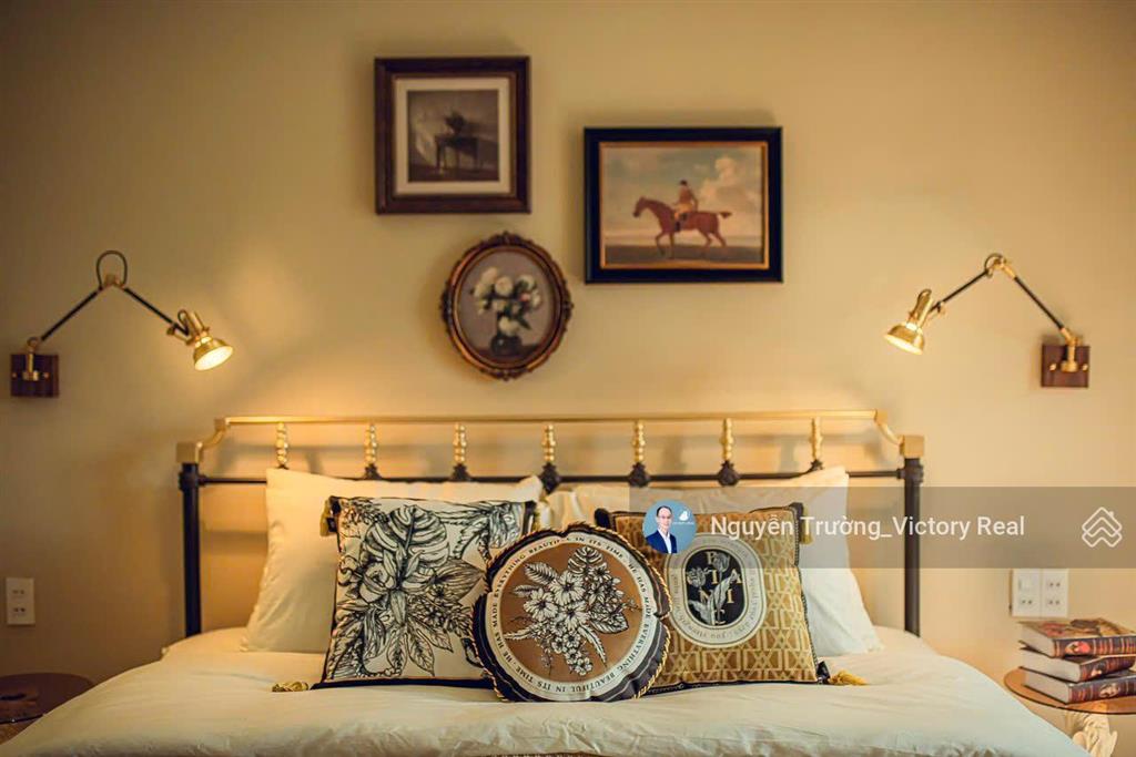 Hạ 7 tỷ bán khách sạn view thông, dt 425 m2 ngang 12m, 19 phòng kd, giá 25 tỷ