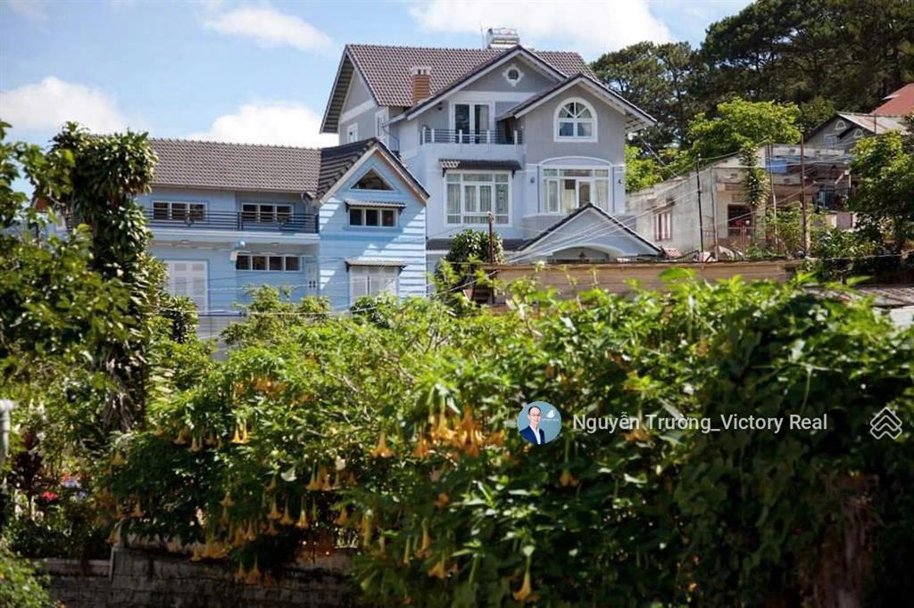 Chủ nhà cần bán villa mặt tiền ngô văn sở đà lạt hh 1% sổ hồng riêng chính chủ đứng tên