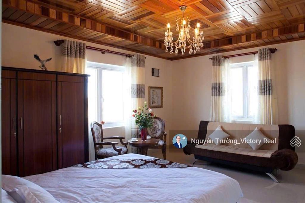 Chủ nhà cần bán villa mặt tiền ngô văn sở đà lạt hh 1% sổ hồng riêng chính chủ đứng tên