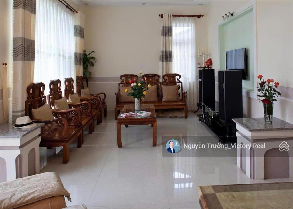 Chủ nhà cần bán villa mặt tiền ngô văn sở đà lạt hh 1% sổ hồng riêng chính chủ đứng tên