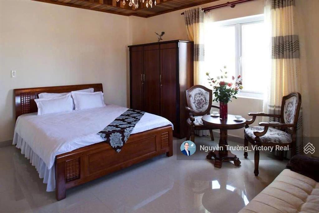 Chủ nhà cần bán villa mặt tiền ngô văn sở đà lạt hh 1% sổ hồng riêng chính chủ đứng tên