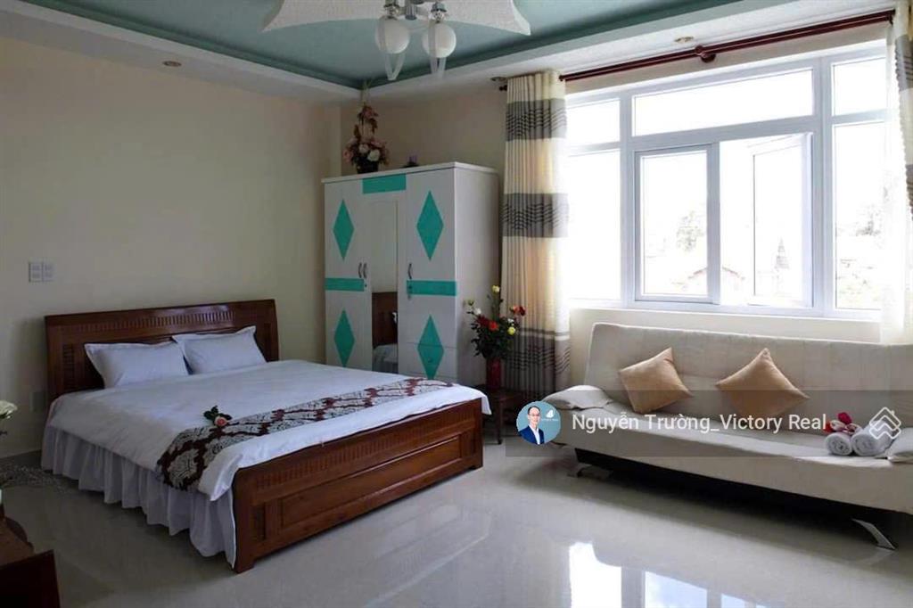 Chủ nhà cần bán villa mặt tiền ngô văn sở đà lạt hh 1% sổ hồng riêng chính chủ đứng tên