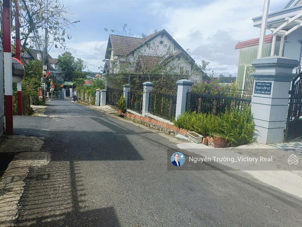 Chủ nhà cần bán villa đà lạt 373m2, ngang 20mx20m, giá 12,5 tỷ. hoa hồng môi giới 1%