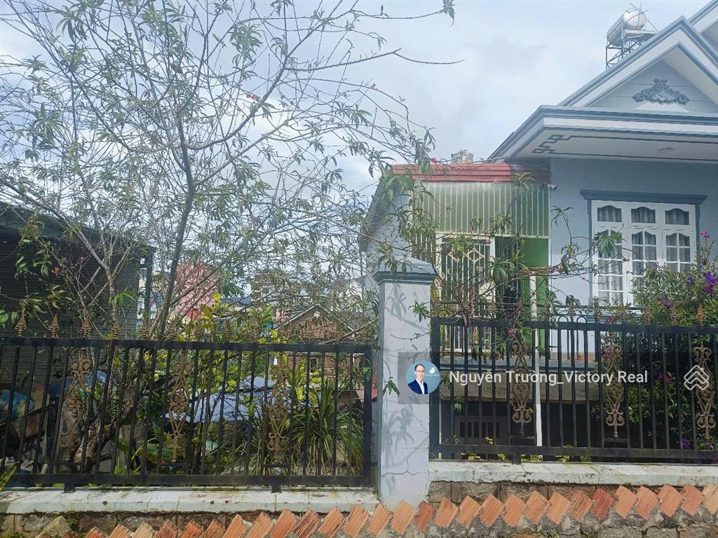 Chủ nhà cần bán villa đà lạt 373m2, ngang 20mx20m, giá 12,5 tỷ. hoa hồng môi giới 1%
