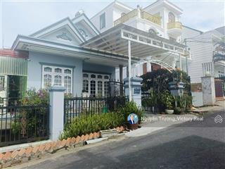 Chủ nhà cần bán villa đà lạt 373m2, ngang 20mx20m, giá 12,5 tỷ. hoa hồng môi giới 1%
